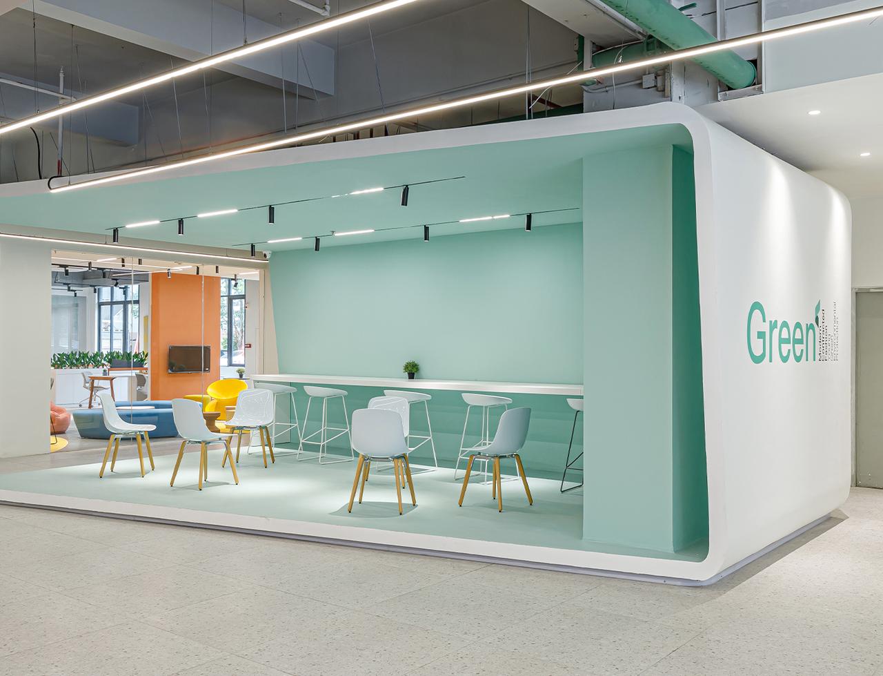 e707b3a3-74b1-48c5-a98d-219970eb3c79